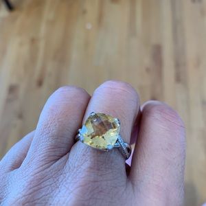 Sterling Silver 925 Cushion Cut Yellow Cubic Zirconia ring, sz 9.25